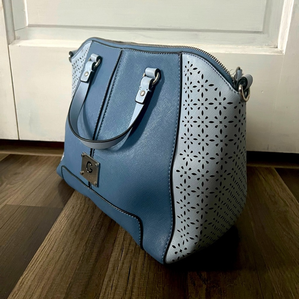 Guess Handbag baby blue floral